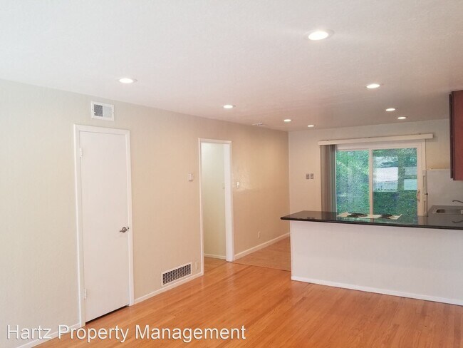 Foto del edificio - 1 br, 1 bath House - 2076 Donald Drive
