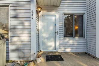 Building Photo - 406 Margit Ct