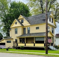 Building Photo - 308 Home St