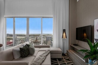 Building Photo - 4010 S Ocean Dr