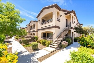 Building Photo - 2291 W Horizon Ridge Pkwy