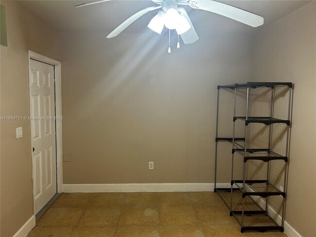 Foto del edificio - 7630 SW 73rd Pl