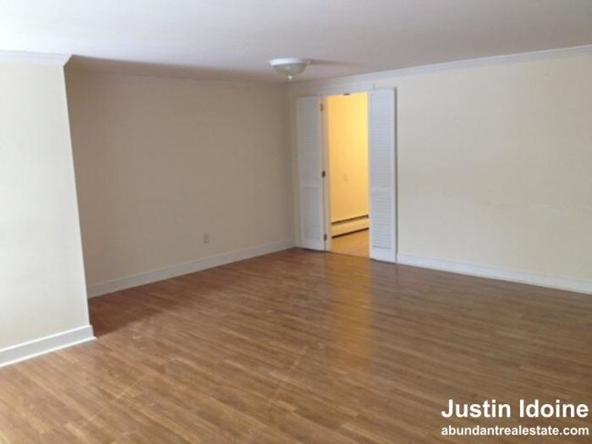 Foto del edificio - 2 bedroom in Lexington MA 02421