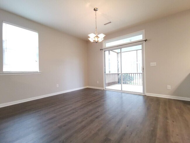 Foto del edificio - 2020 Remington Oaks Cir