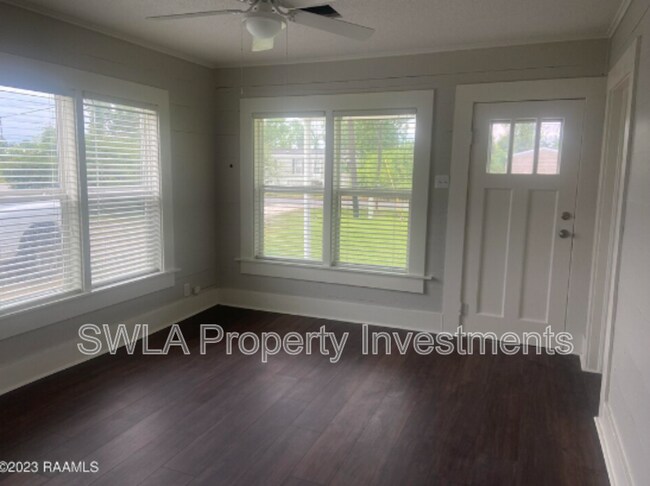 Building Photo - 164 Calcasieu Ave
