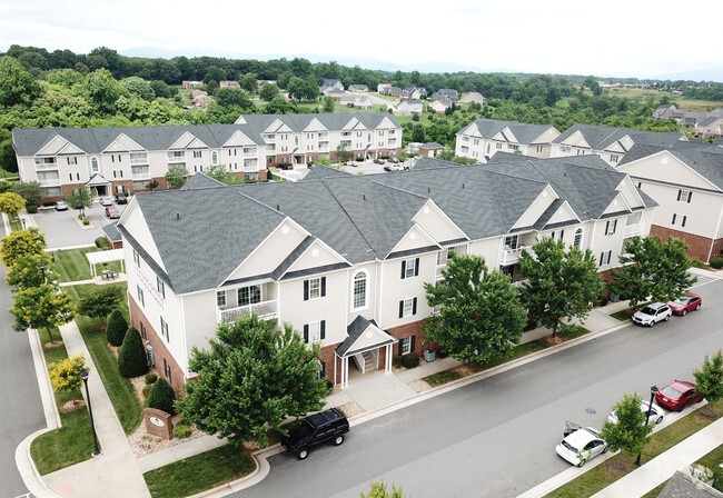 Building Photo - Gables of Cornerstone