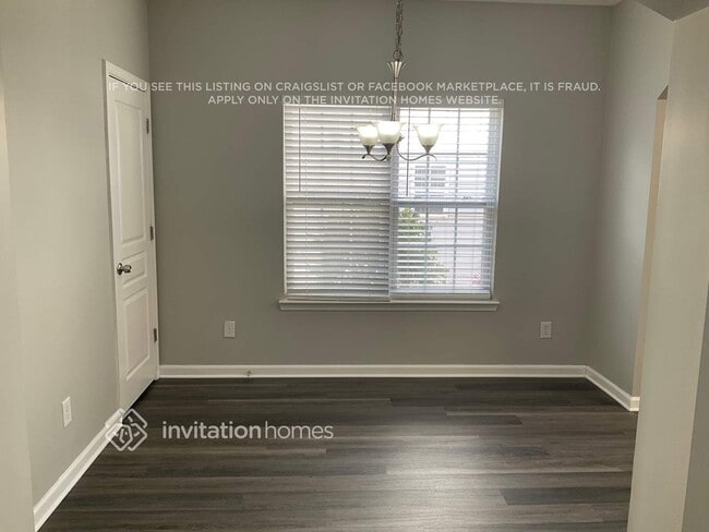 Building Photo - 9215 Ducati Ln