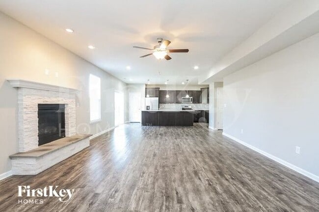 Foto del edificio - 8959 Hemingway Dr