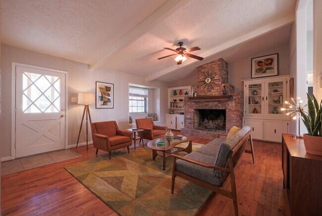 Foto del edificio - 20427 Lakeside Dr