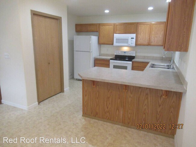 Building Photo - 3 br, 2 bath House - 8824 222nd St E