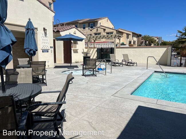 Foto del edificio - 4 br, 3.5 bath House - 610 Mustang St