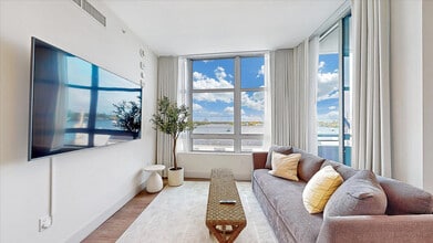 Building Photo - 777 N Ocean Dr