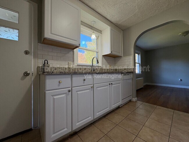 Foto del edificio - 600 Wadsworth St