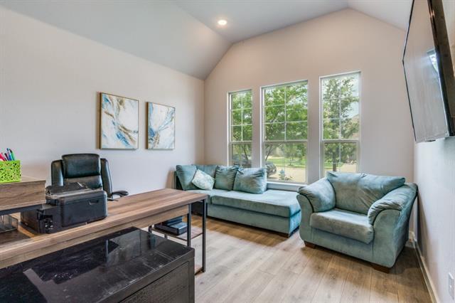 Foto del edificio - 4000 Starlight Creek Dr