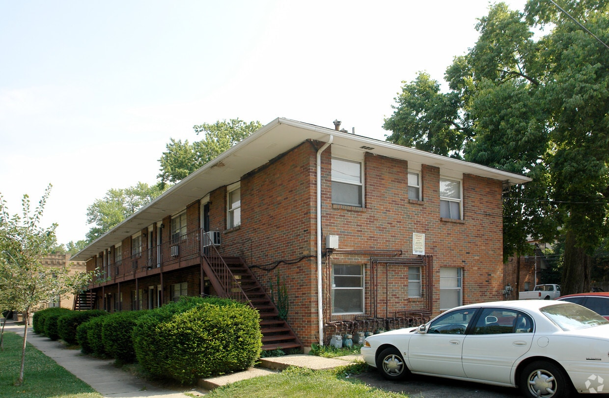 13081326 Dennison Ave, Columbus, OH 43201 Apartments in Columbus, OH