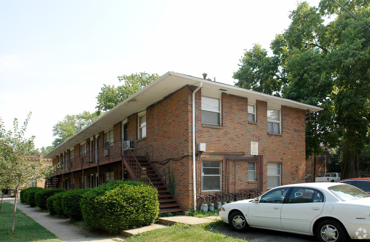 13081326 Dennison Ave, Columbus, OH 43201 Apartments in Columbus, OH