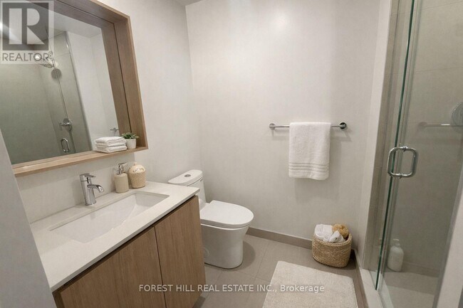 Building Photo - 35 Parliament St