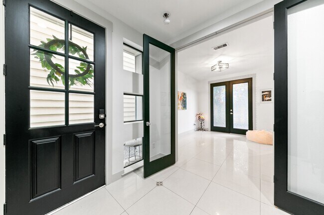 Foto del edificio - 1807 Dart St