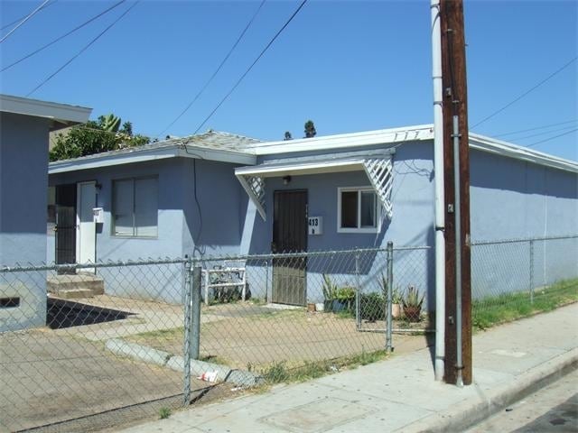 Building Photo - 413-421 S Highland Ave
