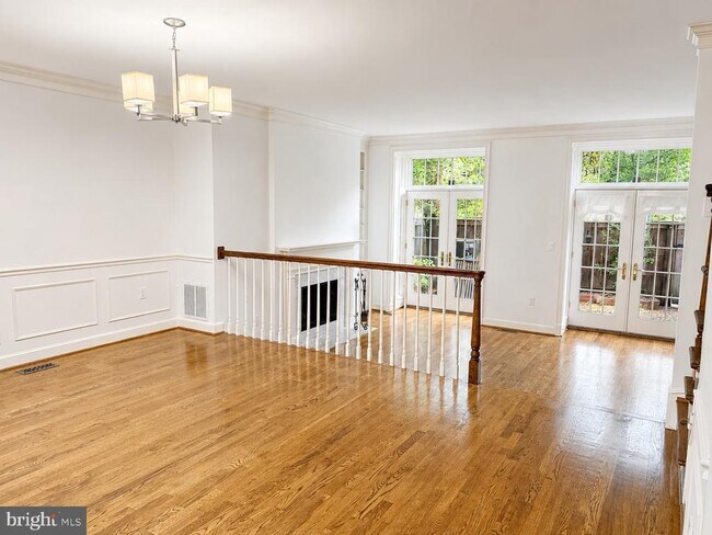 Foto del edificio - 4422 Westover Pl NW