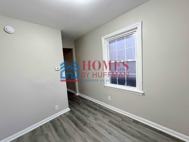 Foto del edificio - Two-Bedroom Townhouse | Move-in Ready
