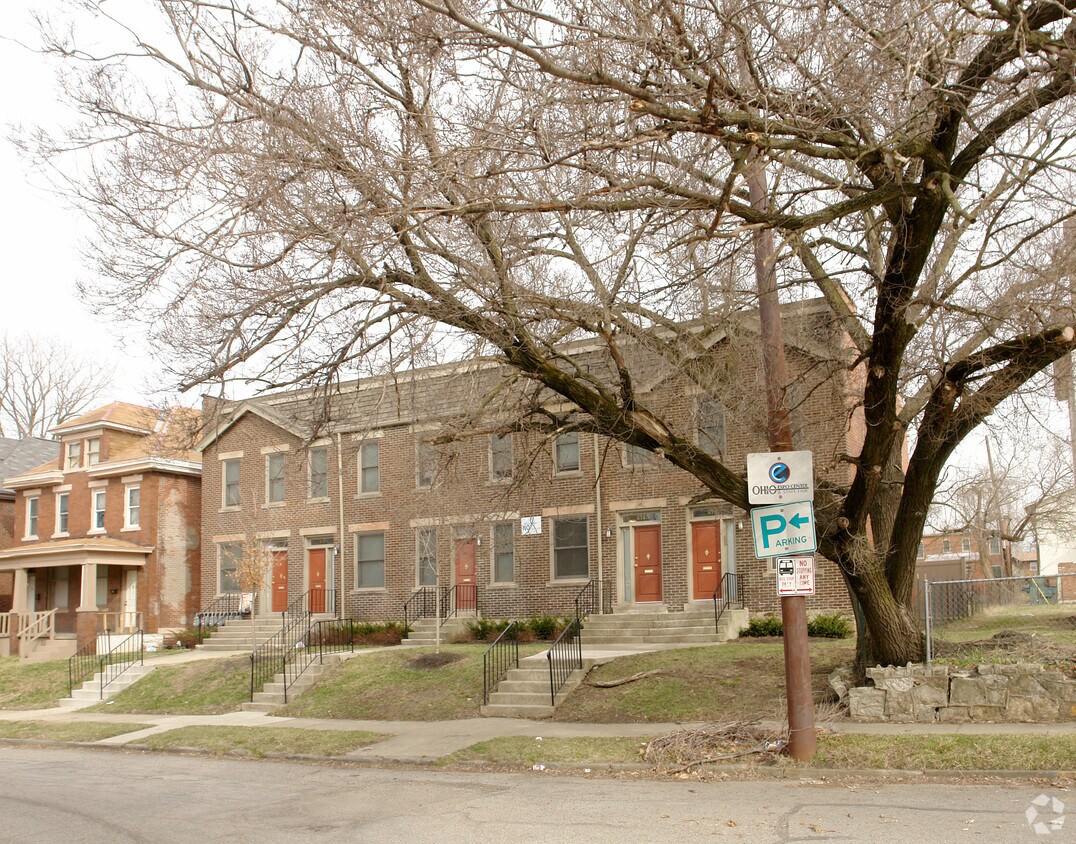 Foto del edificio - 408-416 Chittenden Ave
