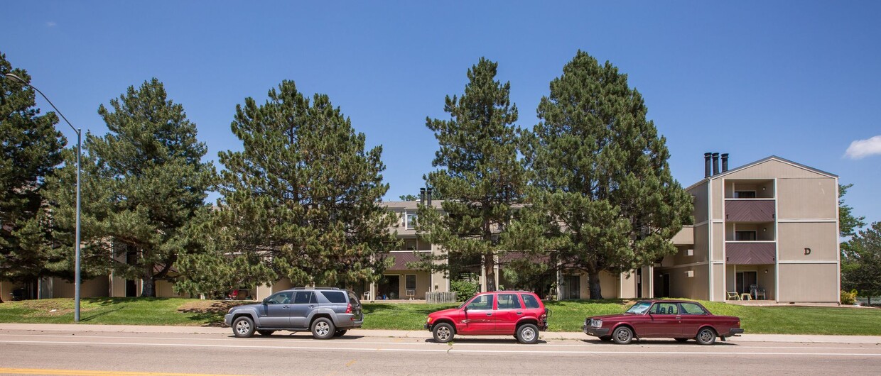 Primary Photo - 512 E Monroe Dr
