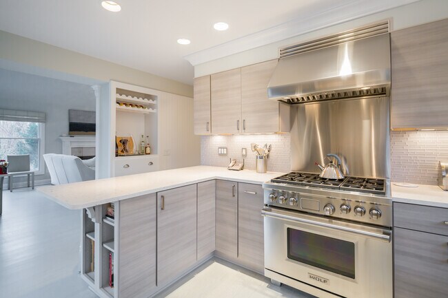 Foto del edificio - 27 Dawnwood Ln