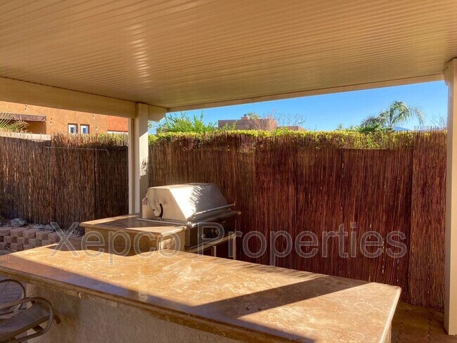 Building Photo - 37800 Hollister Dr