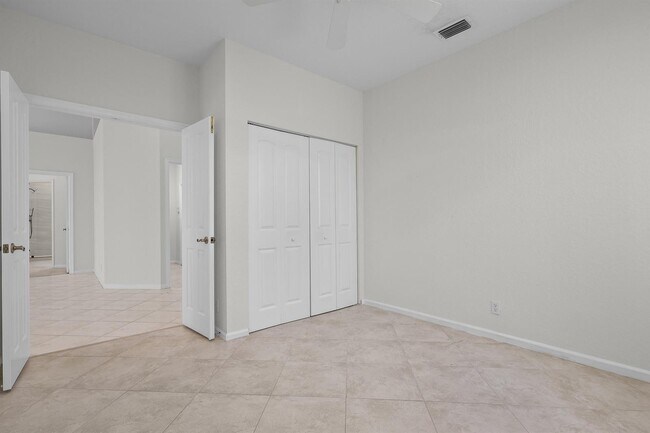 Building Photo - 7835 NW 78th Ave