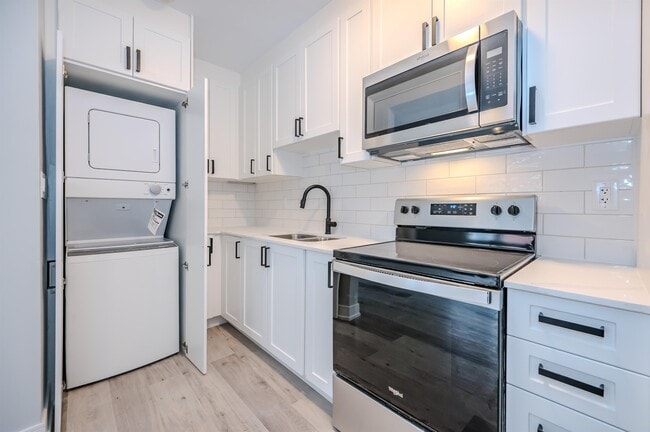 Building Photo - 104 Elizabeth St