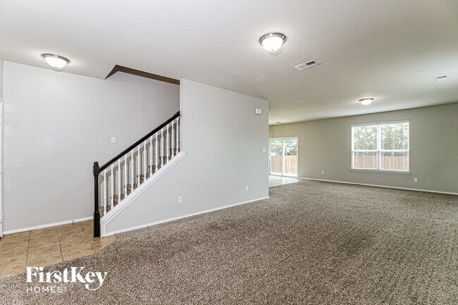 Building Photo - 2209 Windsor Farms Dr