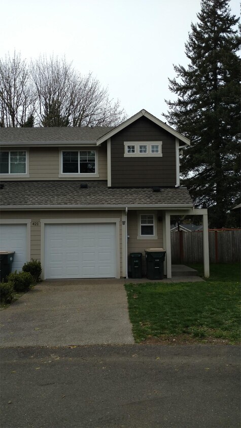 Primary Photo - 421 N 3rd Ave SW
