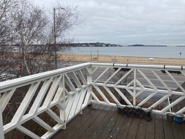 Building Photo - 571 Quincy Shore Dr