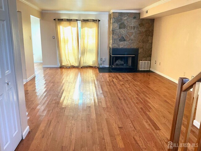 Foto del edificio - 87 Winchester Way