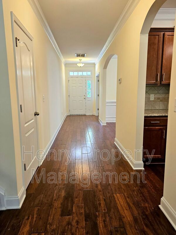 Building Photo - 5409 Moneta Ln