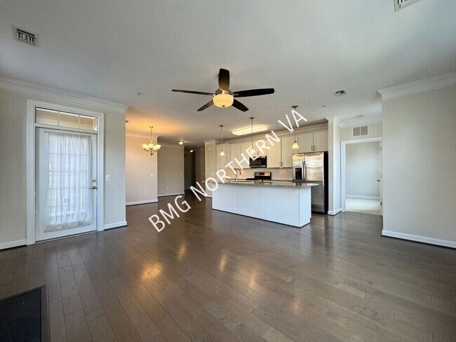 Building Photo - 13740 Endeavour Dr