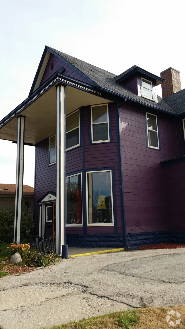 Apartments For Rent in Cedar Rapids, IA 1 Rentals