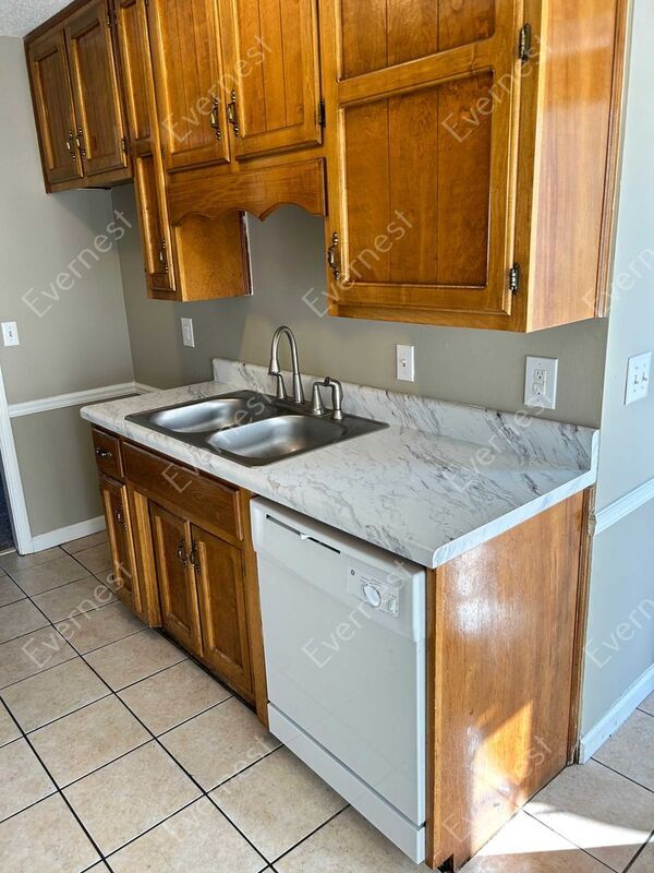 Building Photo - 387 Jamestown Manor Dr