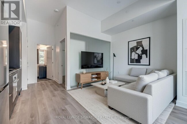 Building Photo - 88 Agnes St