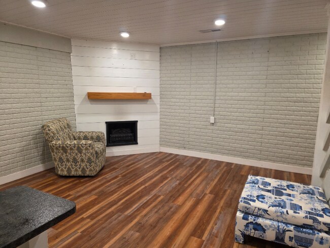 Foto del edificio - 2215 Reservoir St