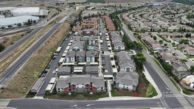  - Tesoro Apartments