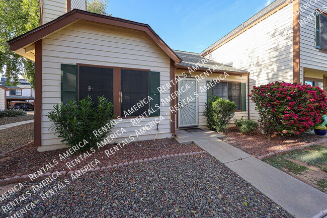 Building Photo - 6609 W Kingston Ln