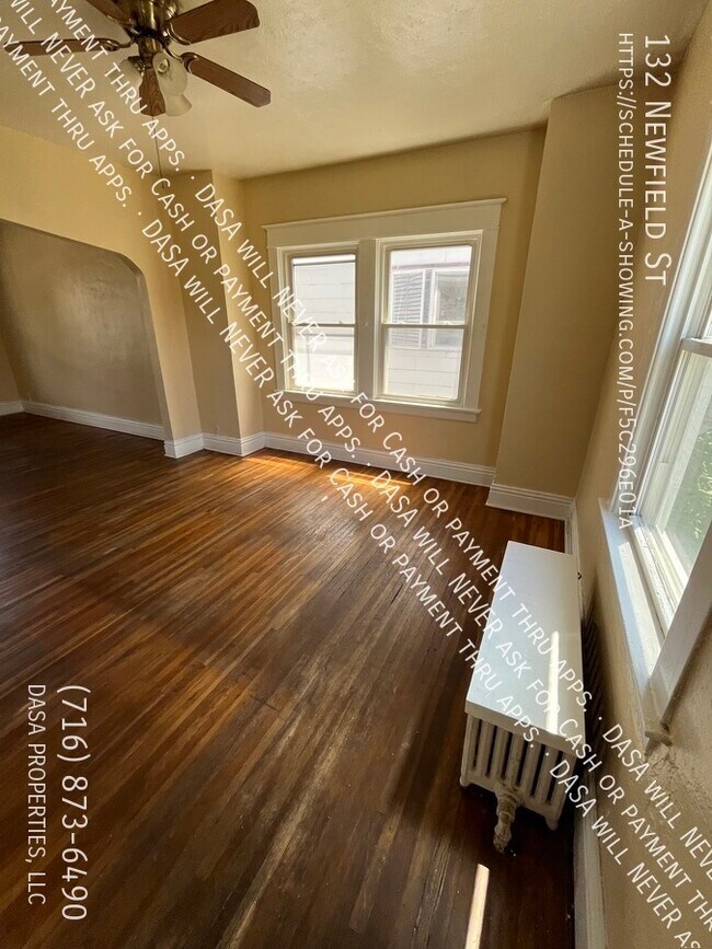 Building Photo - 132 Newfield House - 3 Bed / 1 Bath