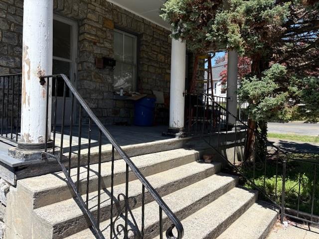 Foto del edificio - 13 Northfield Ave