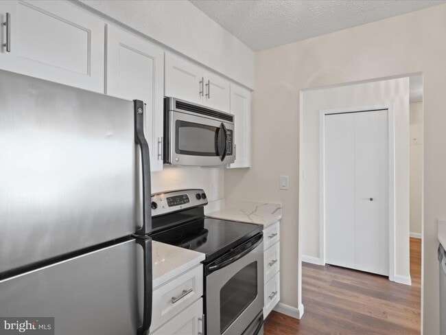 Building Photo - 5505 Seminary Rd