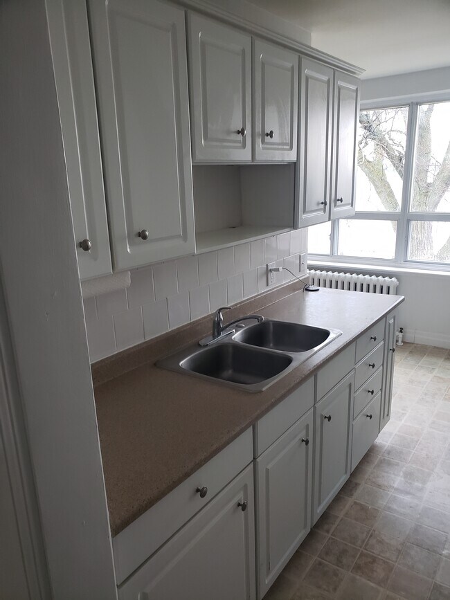 Photo du bâtiment - 108 Kempenfelt Dr