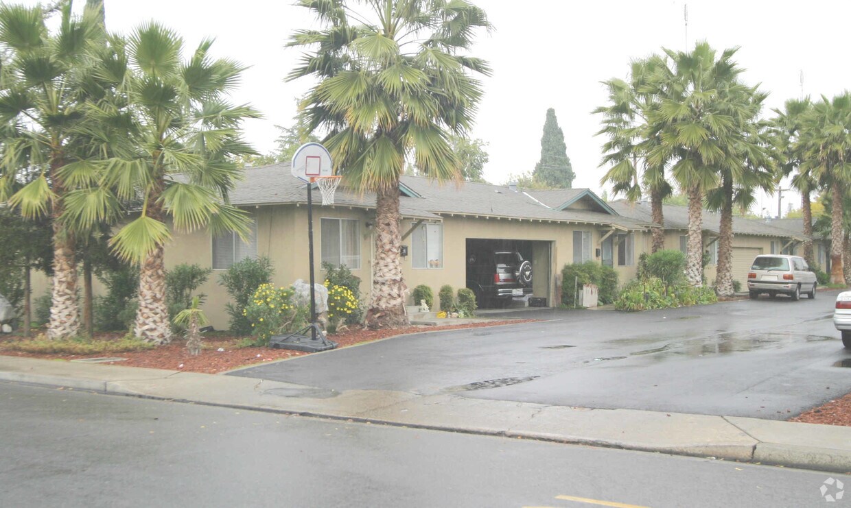 Foto del edificio - 273 South Ave