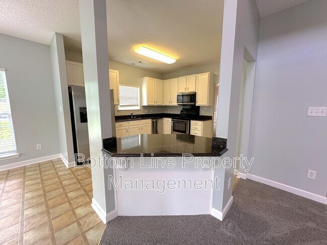 Building Photo - 7520 Plumcrest Ln