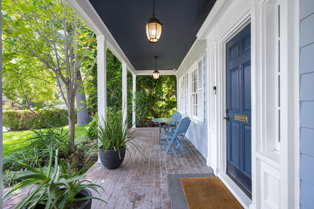 Foto principal - 6441 Moore Dr